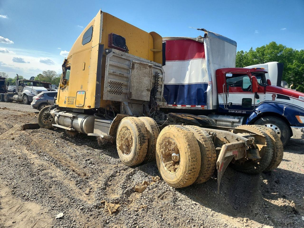 2006 Freightliner Columbia 120 Semi Truck