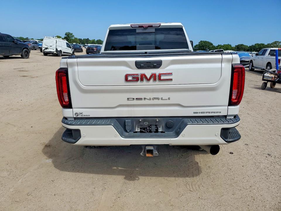 2021 GMC Sierra K2500 Denali