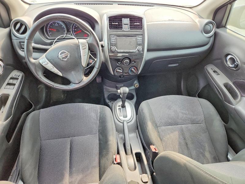 2018 Nissan Versa sv