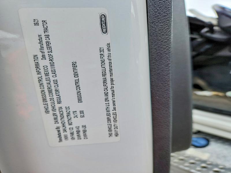 2022 Freigliner 2022 Freightliner Cascadia 126 Semi Truck