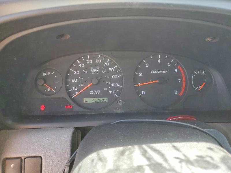 2000 Nissan Frontier xe