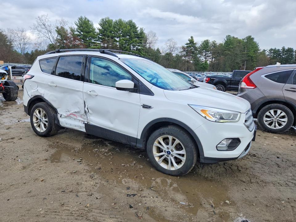 2018 Ford Escape sel