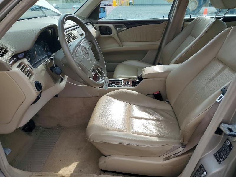 1999 Mercedes-Benz E 320