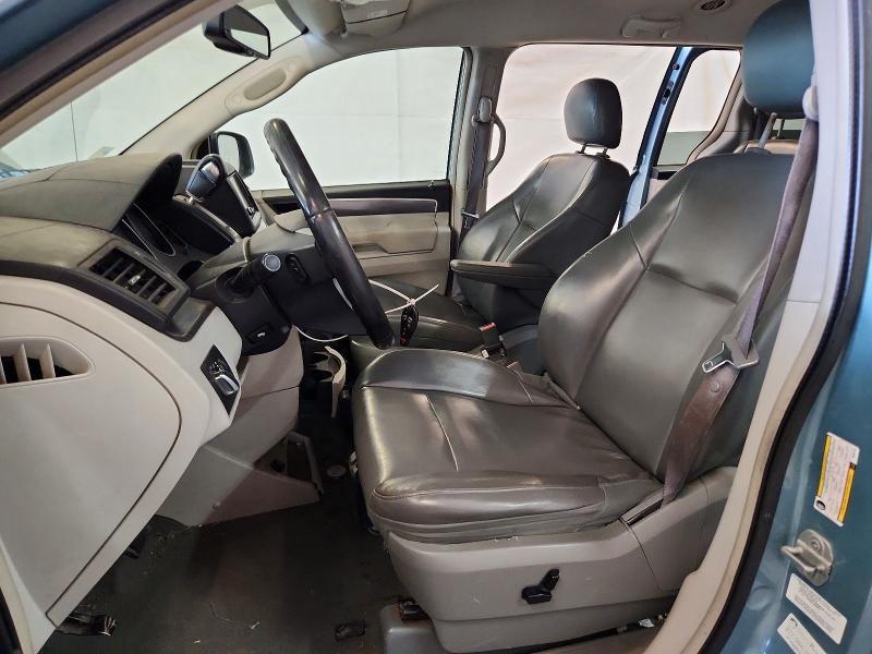 2010 Volkswagen Routan se