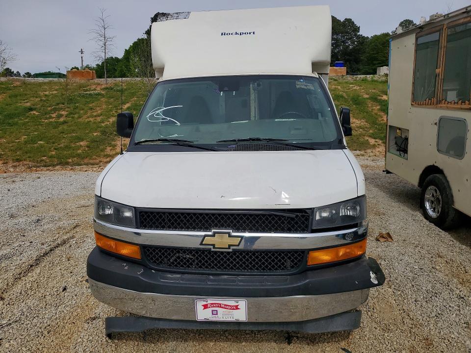 2021 Chevrolet Express Delivery Truck