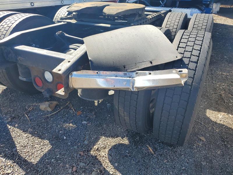 2015 Freigliner Cascadia 125