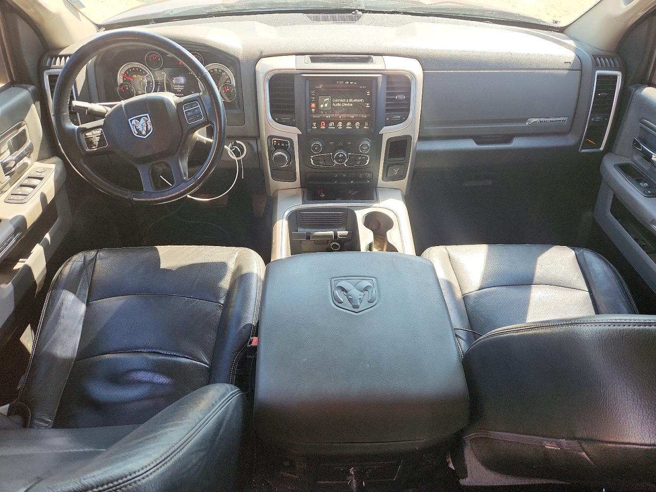 2016 Dodge RAM 1500 SLT