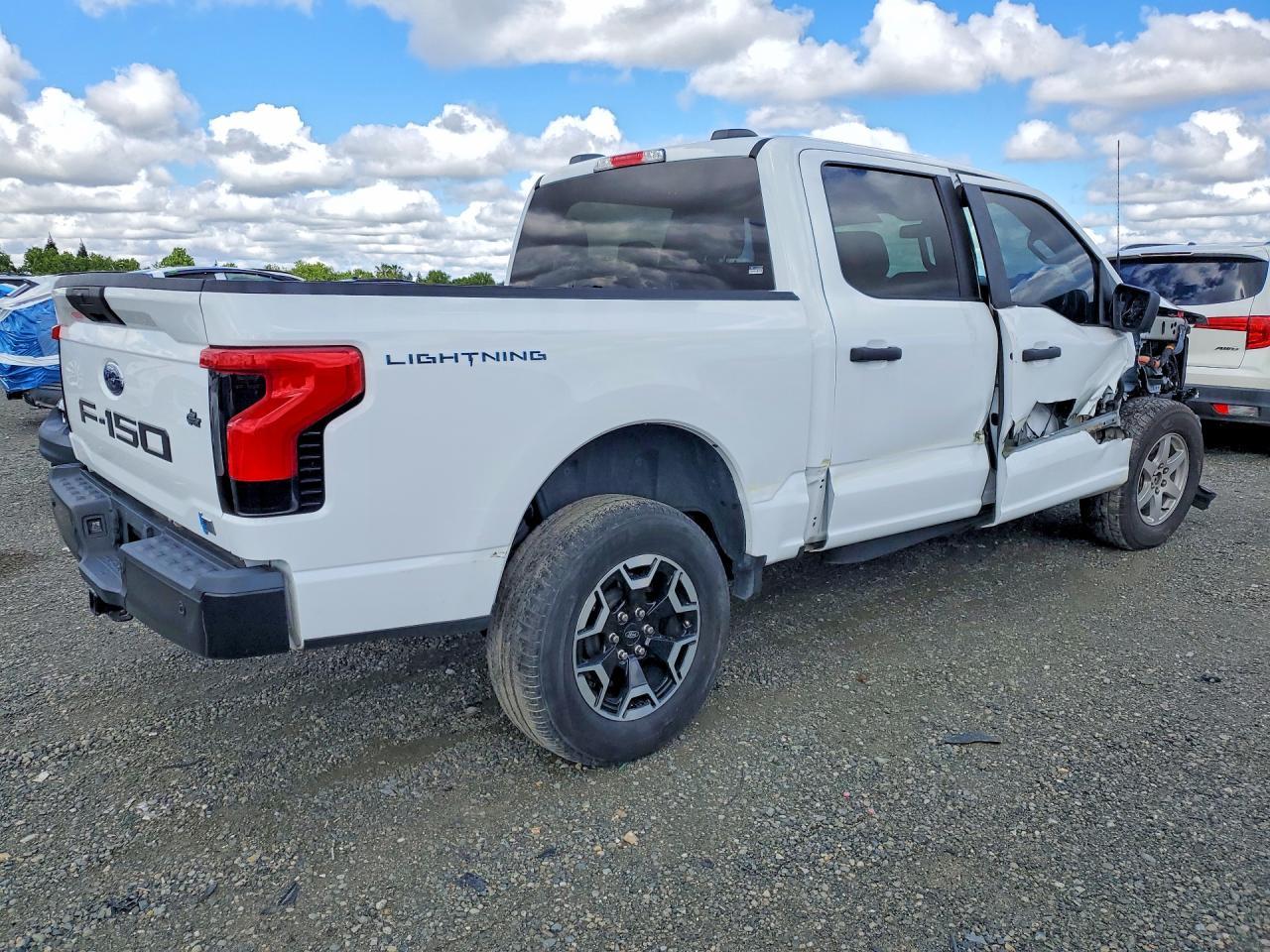 2022 Ford F150 Lightning PRO