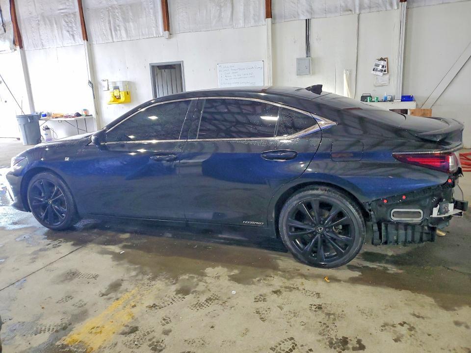 2022 Lexus Es 300h f Sport