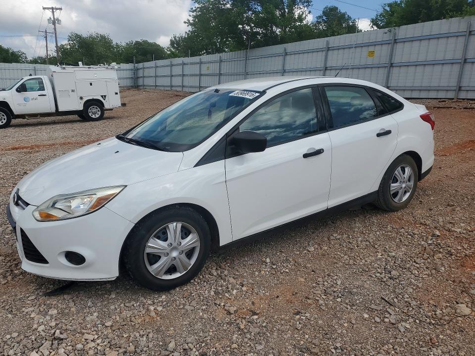 2014 Ford Focus s
