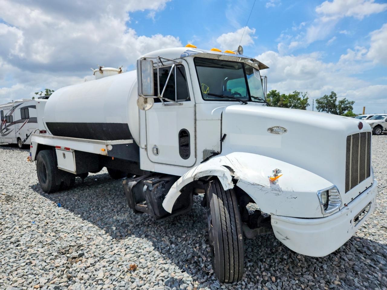 2002 Peterbilt 330 Vacuum Truck