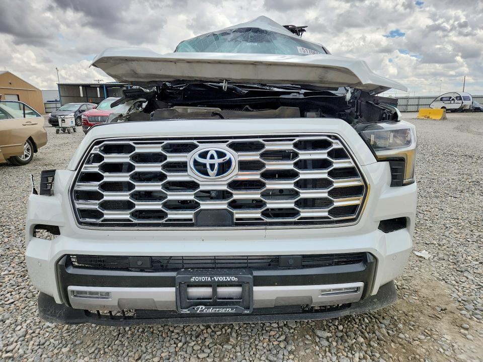 2023 Toyota Sequoia Capstone