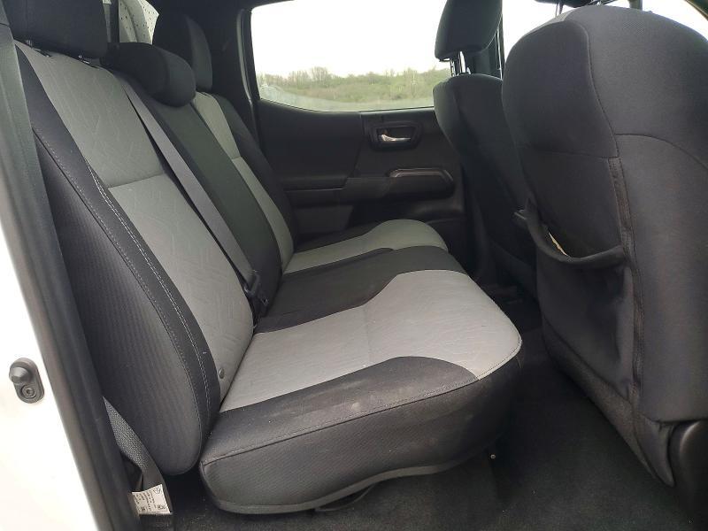 2020 Toyota Tacoma trd Off-road