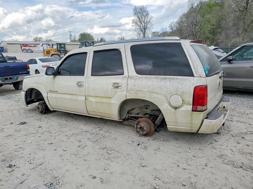 2004 Cadillac Escalade Luxury