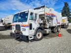2009 Peterbilt 320 Refuse Truck
