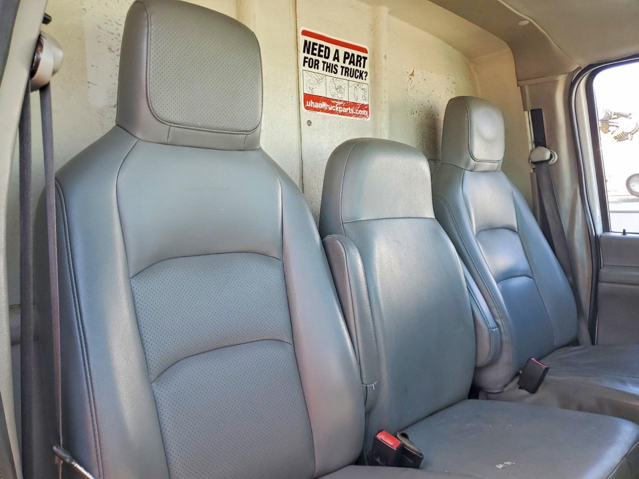 2009 Ford E450 BOX Truck