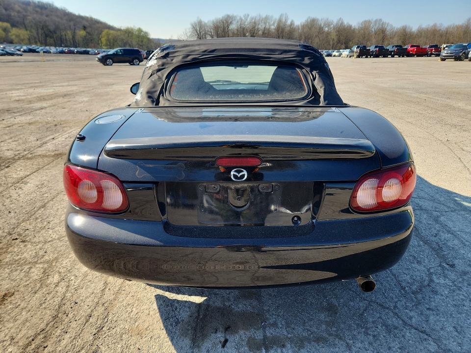 2002 Mazda Mx-5 Miata Base