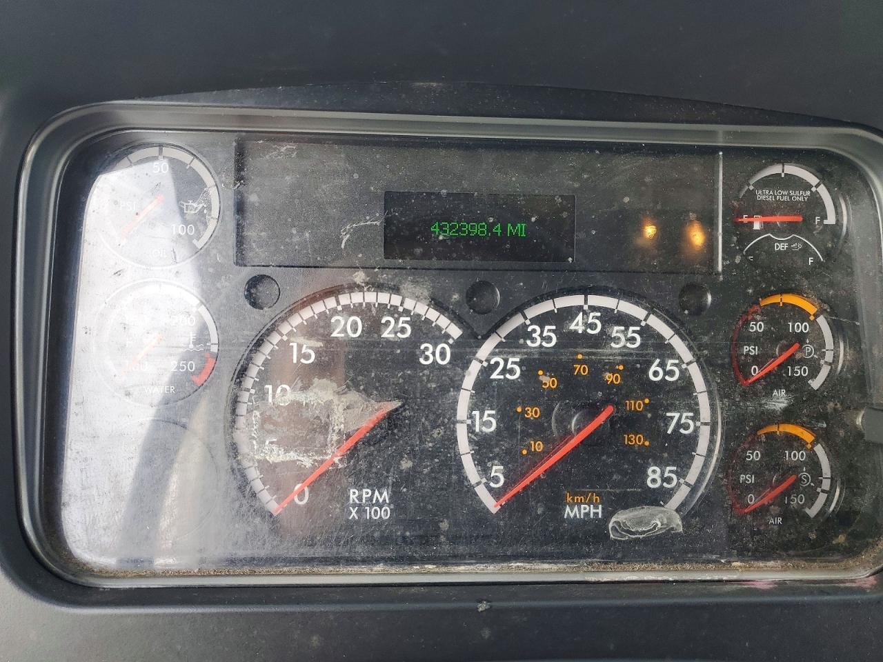 2019 Freightliner Business Class M2 BOX Truck