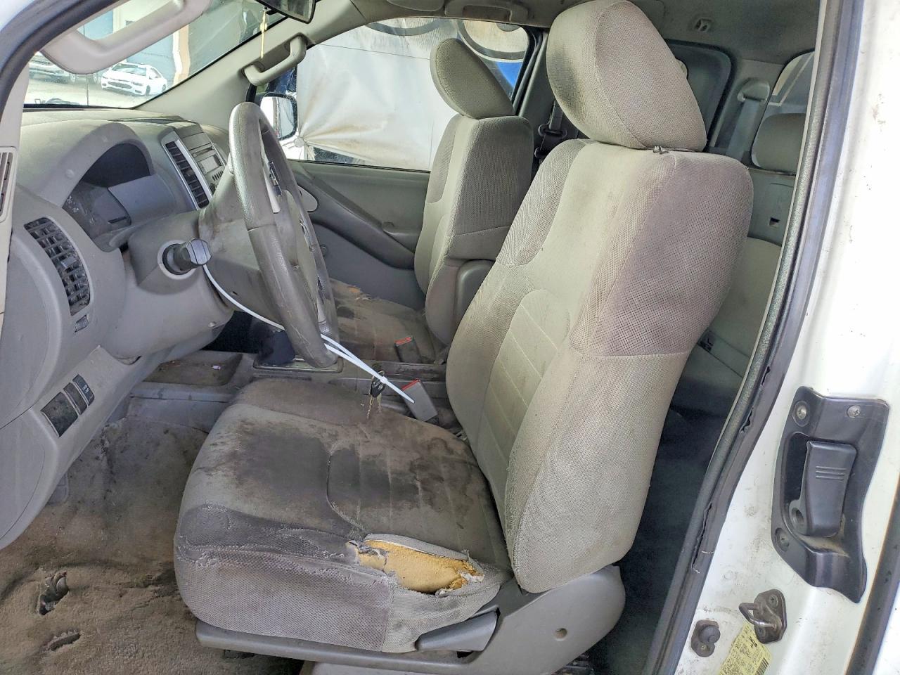 2014 Nissan Frontier S