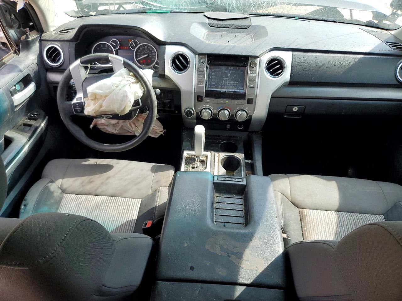 2016 Toyota Tundra SR5