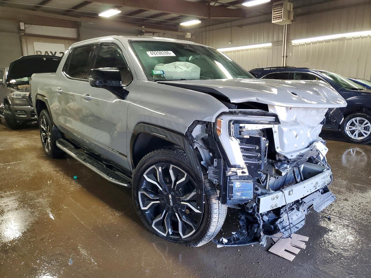 2025 GMC Sierra Denali