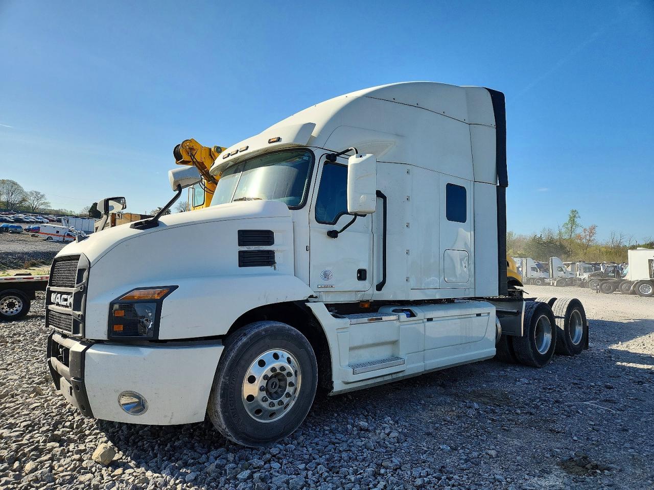 2020 Mack Anthem Semi Truck