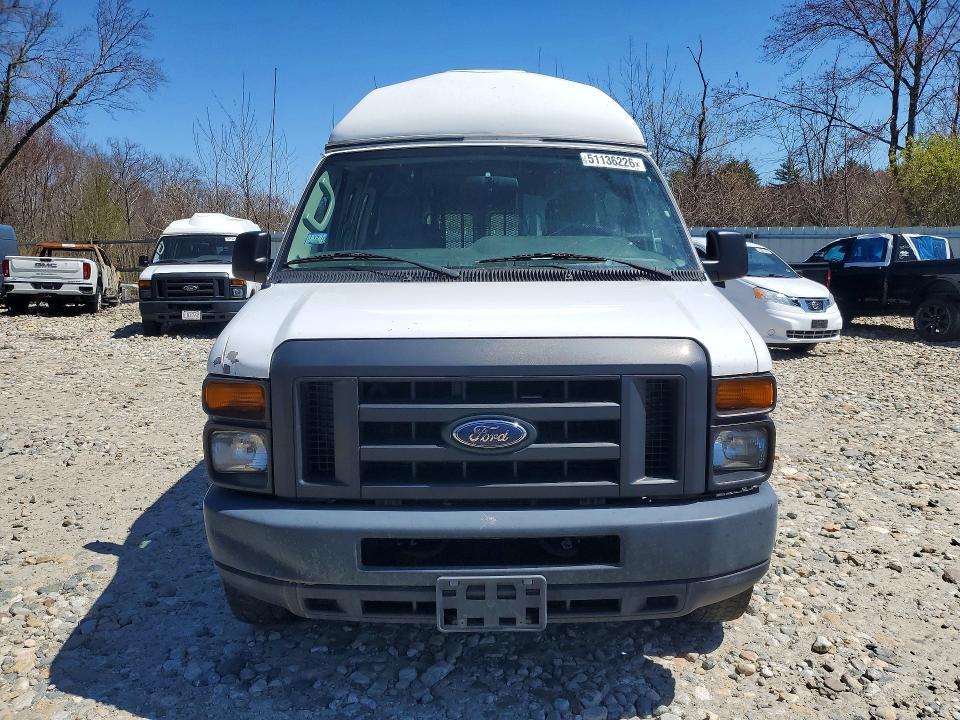 2013 Ford Econoline E350 Super Duty Van
