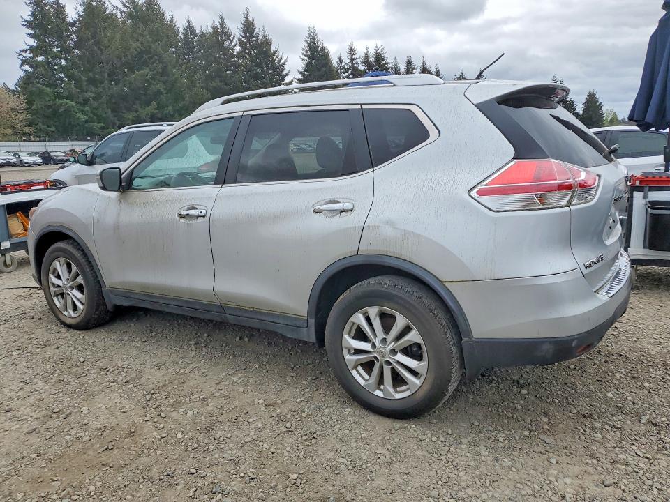 2015 Nissan Rogue sv