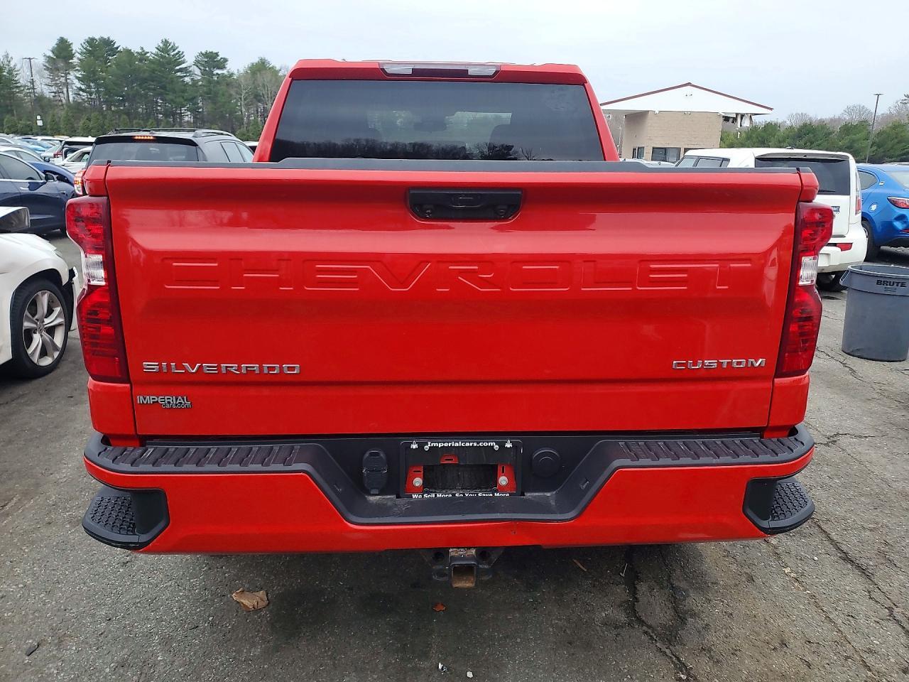 2022 Chevrolet Silverado K1500 Custom