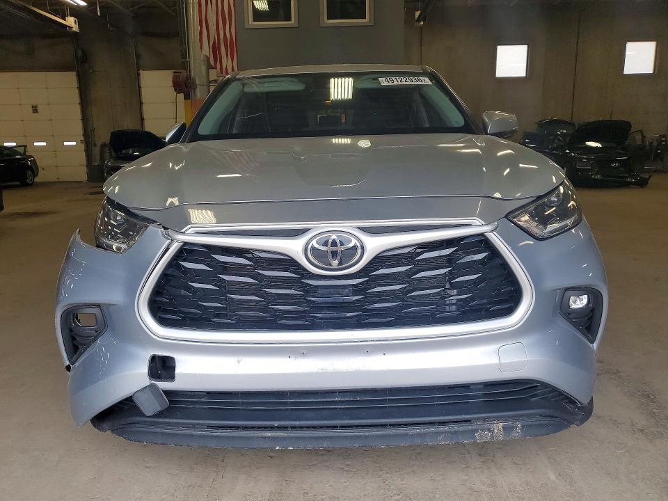 2021 Toyota Highlander le