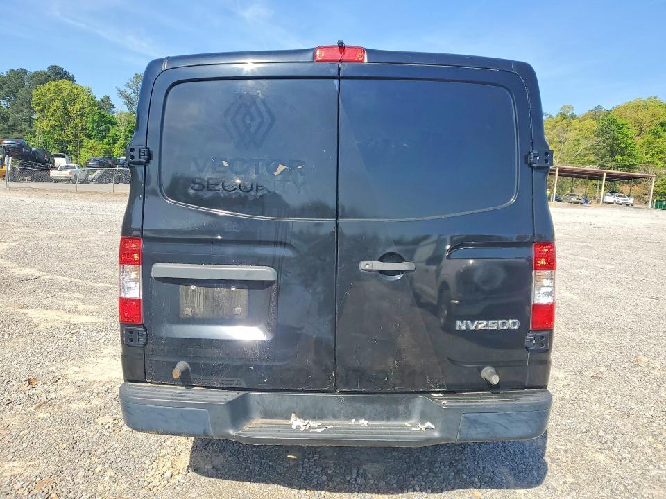 2017 Nissan Nv 2500 hd s