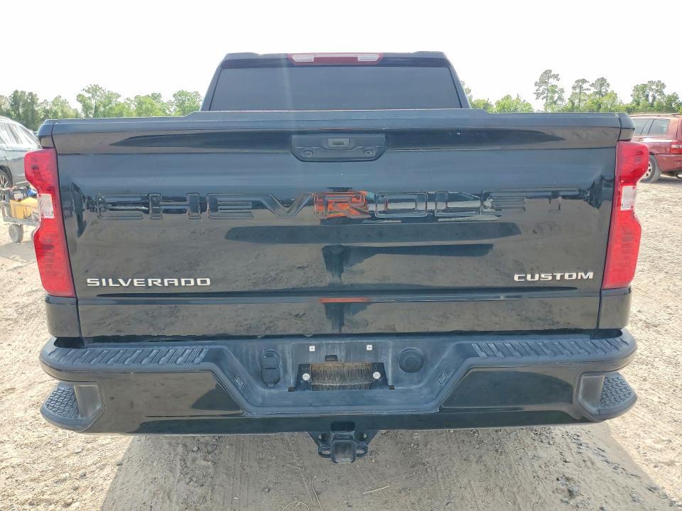 2025 Chevrolet Silverado C1500 Custom
