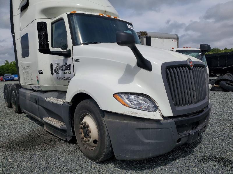 2021 International LT625 Semi Truck