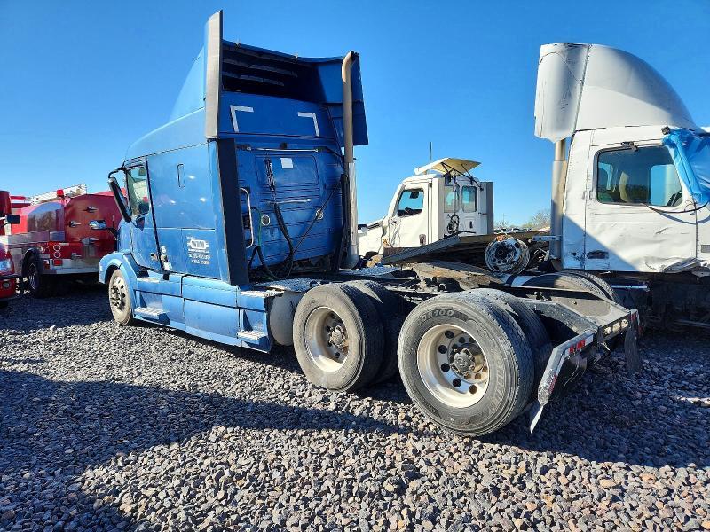 2012 Volv O VNL Semi Truck