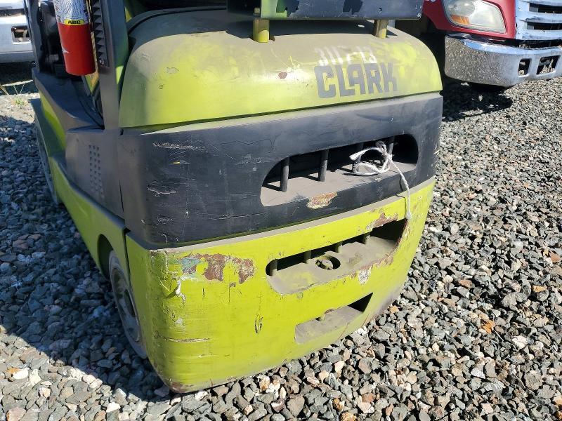 2013 Clark Forklift