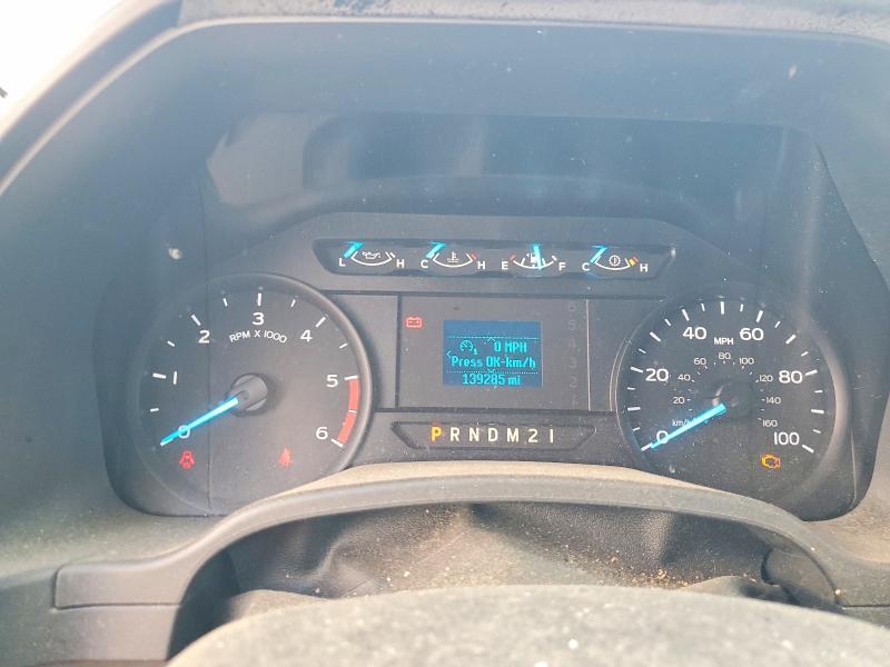 2017 Ford F450 Super Duty BOX Truck