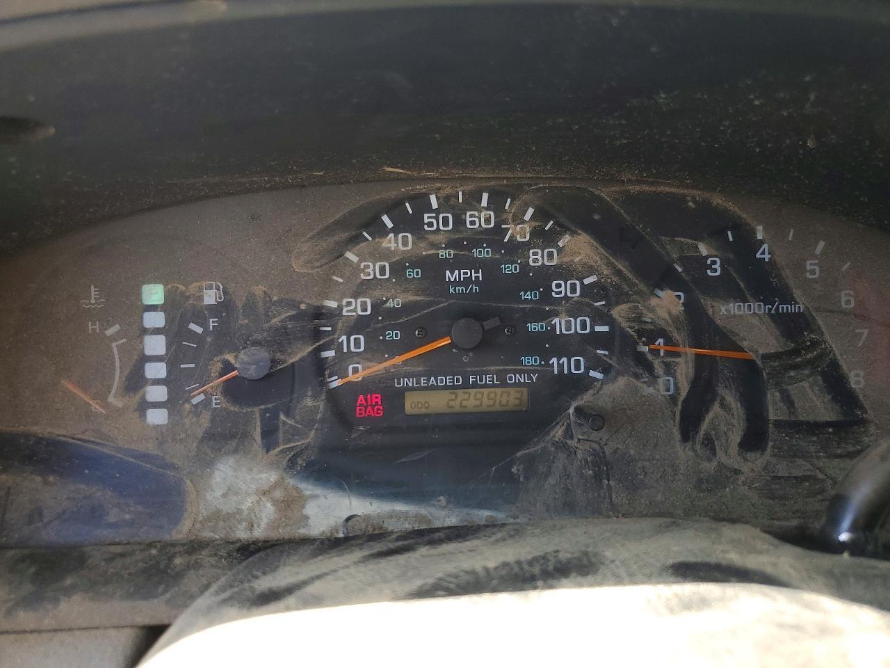 1998 Nissan Frontier XE