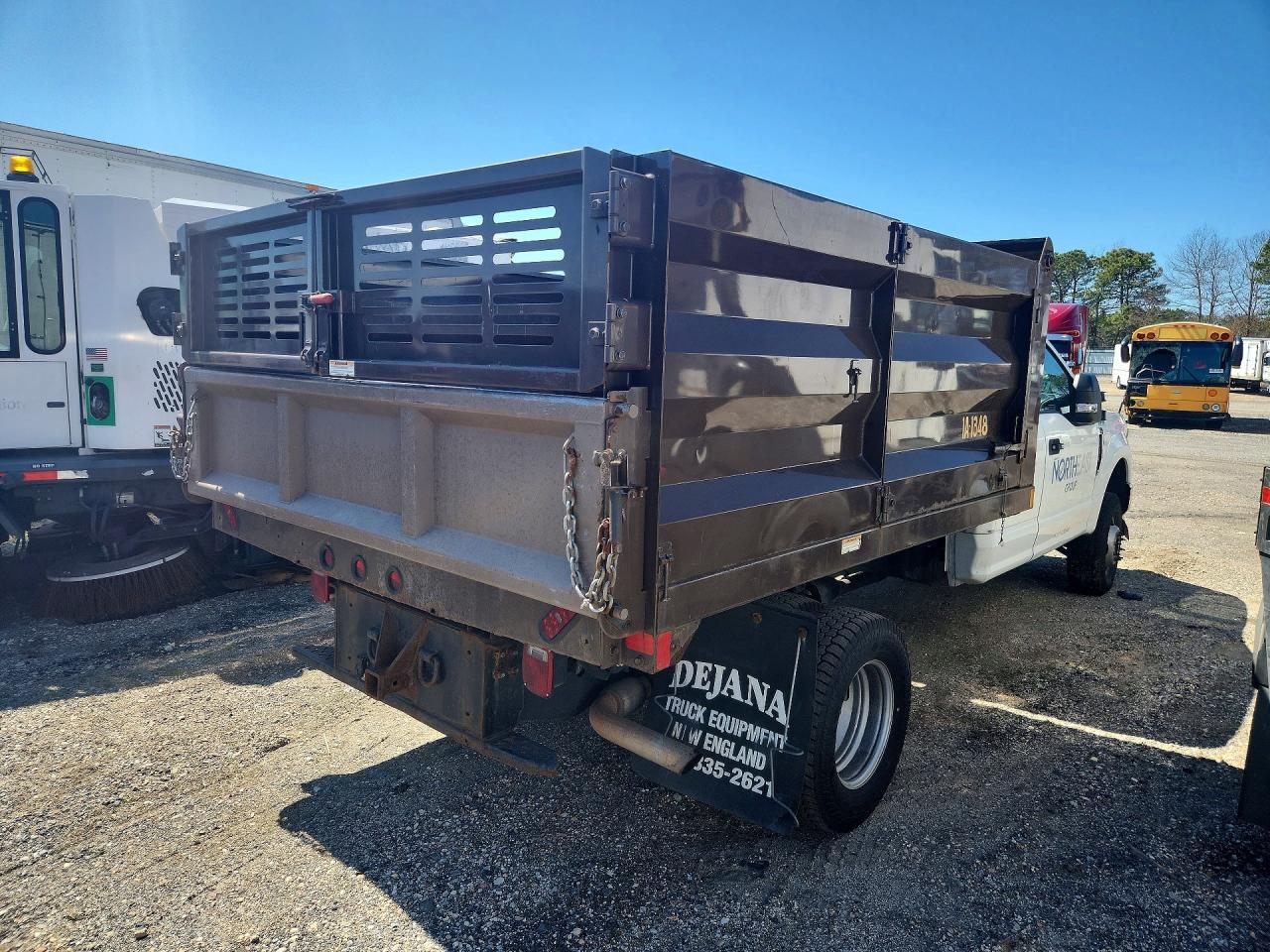 2022 Ford F350 Super Duty Dump Truck