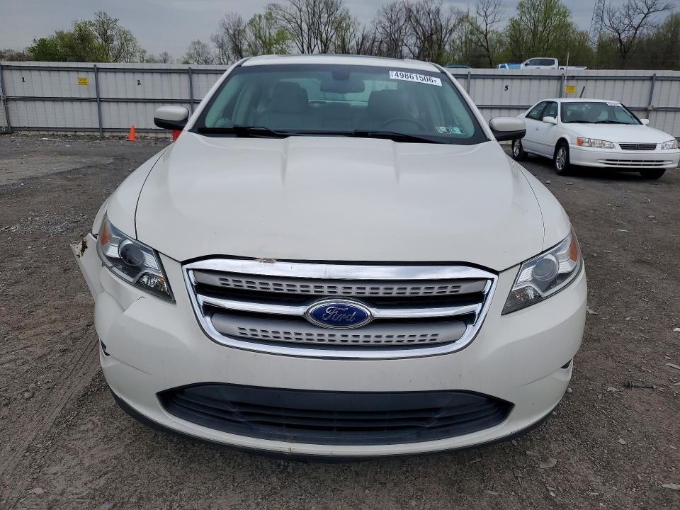 2011 Ford Taurus sel