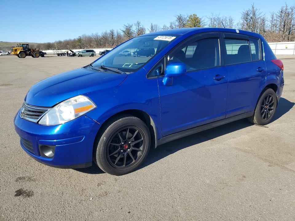 2011 Nissan Versa 1.8 s