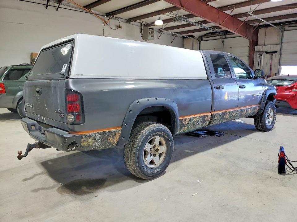 2004 Dodge RAM 1500 ST