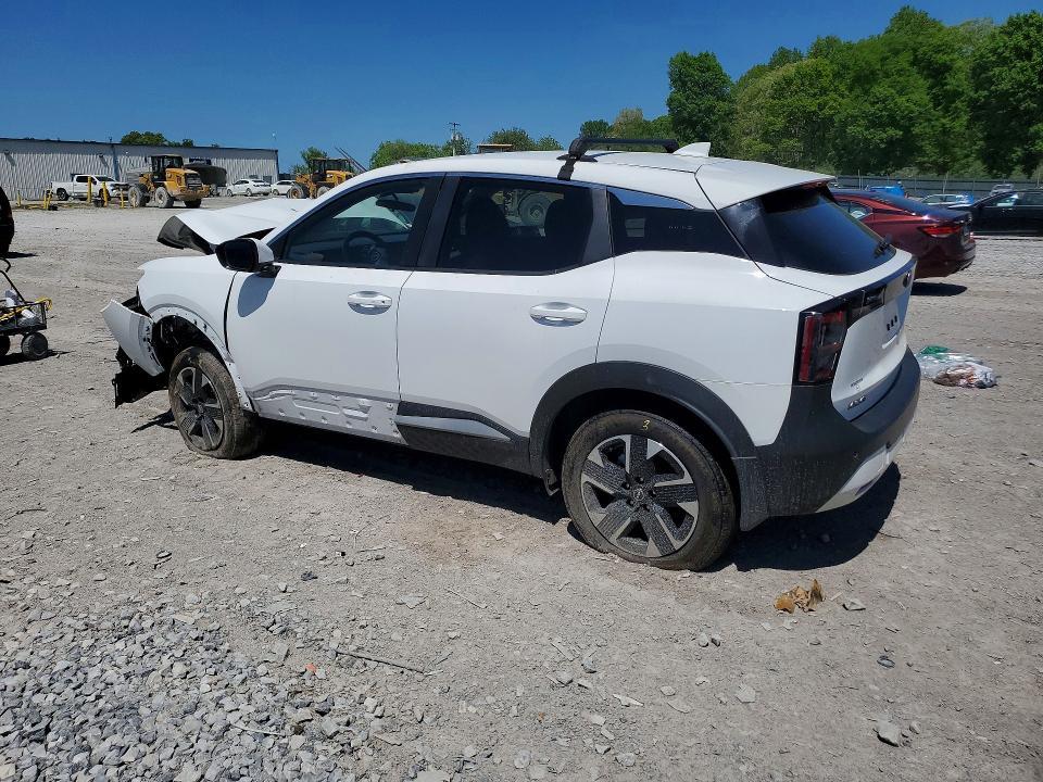 2025 Nissan Kicks sv