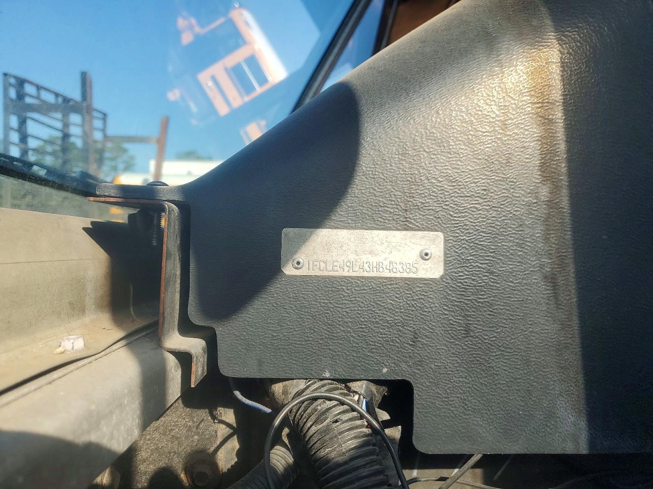 2003 Ford E450 Delivery Truck