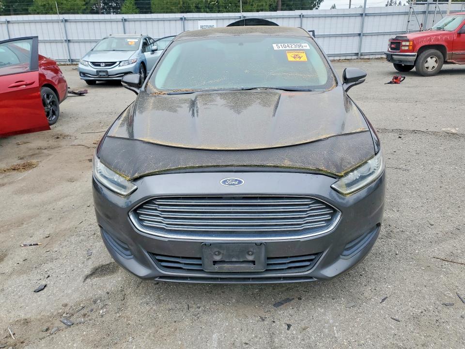 2015 Ford Fusion se