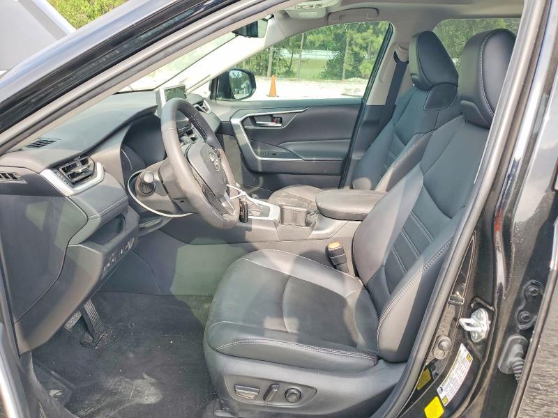 2022 Toyota Rav4 xle Premium