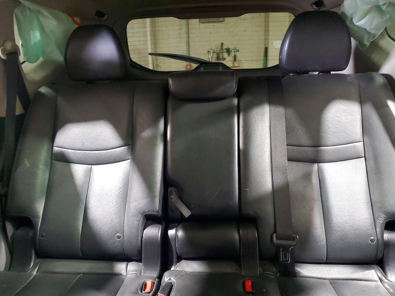 2014 Nissan Rogue sl