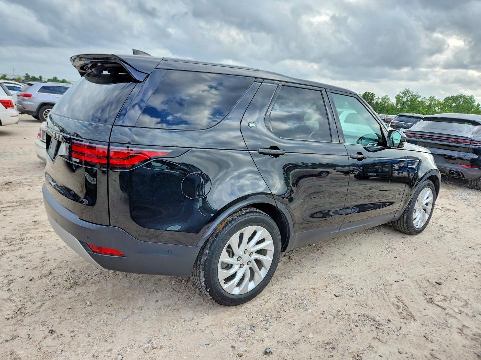 2024 Land Rover Discovery s