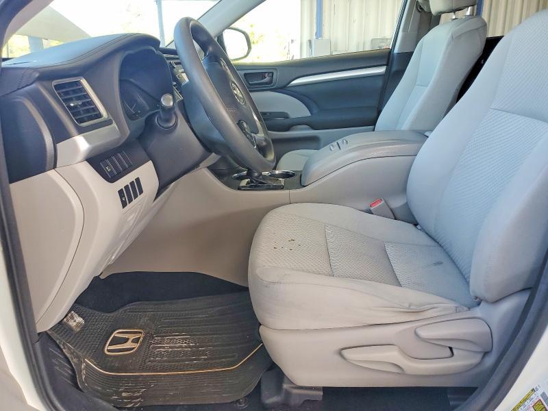 2018 Toyota Highlander le