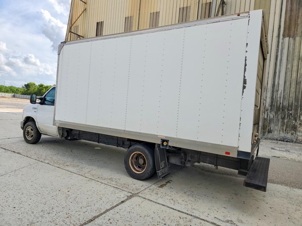 2019 Ford Econoline E350 Super Duty Cutaway Van