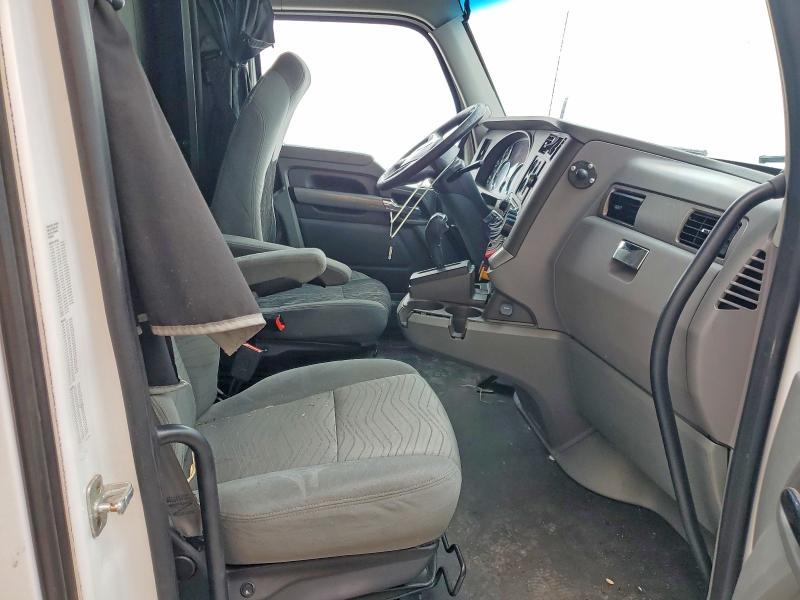 2015 Kenworth Construction T680